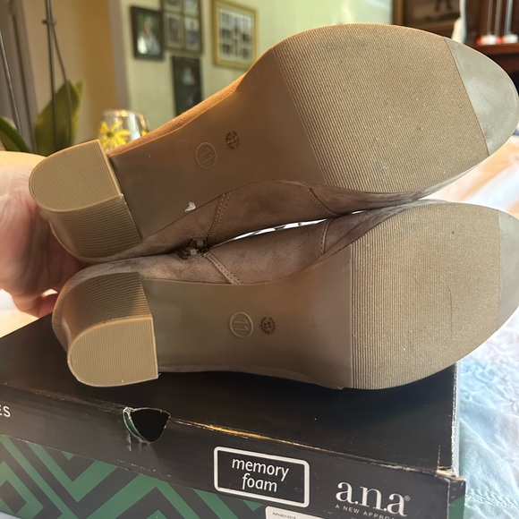 A.N.A. Taupe Lace Up Ankle Boot 4” heel, memory foam, brand new, cute & comfy! - Picture 5 of 10